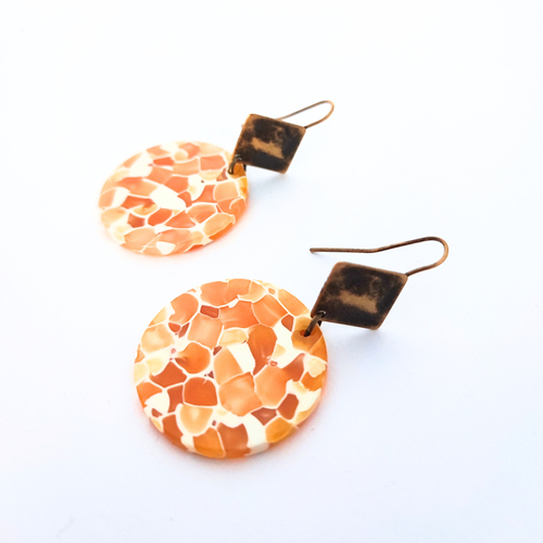 Boucles d'oreilles originales  en acétate jaune
