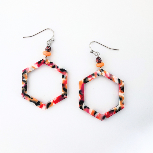 Boucles d'oreilles géométriques en acétate coloré