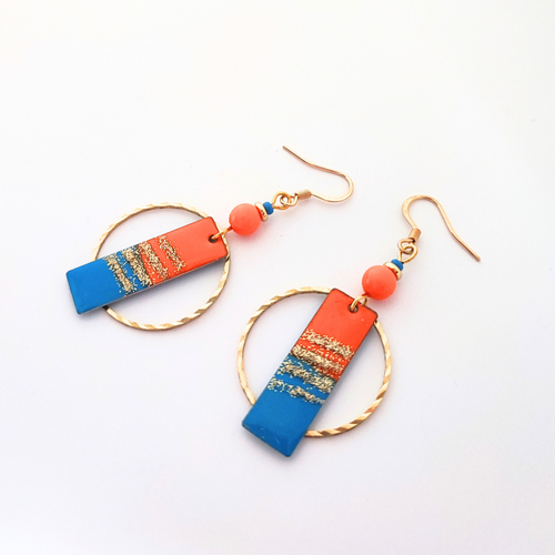 Boucles d'oreilles originales et festives, bleu, orange et doré
