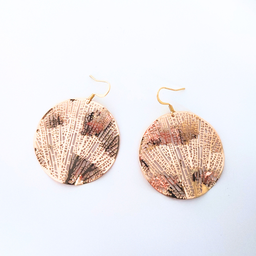 Boucles d'oreilles originales, effet froissées