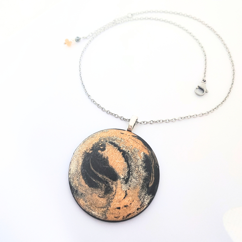 Collier unique, fait main, jaune et noir