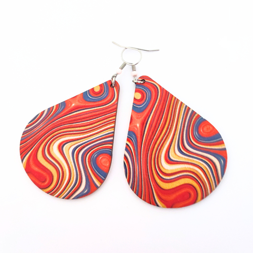 Boucles d'oreilles gouttes motif colorés, en bois