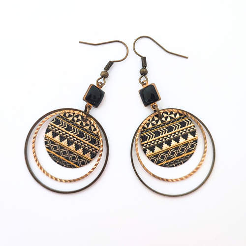 Boucles d'oreilles motifs ethniques, couleur noires et doré