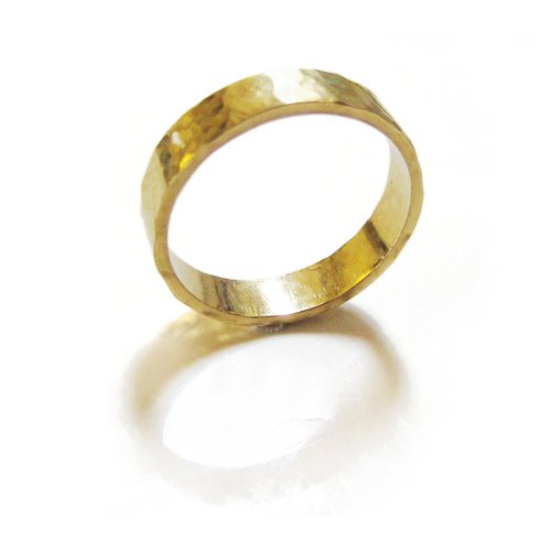 Des vêtements et accessoires masculins à offrir