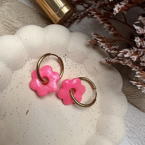 Pampilles fleurs rose pop pour créoles