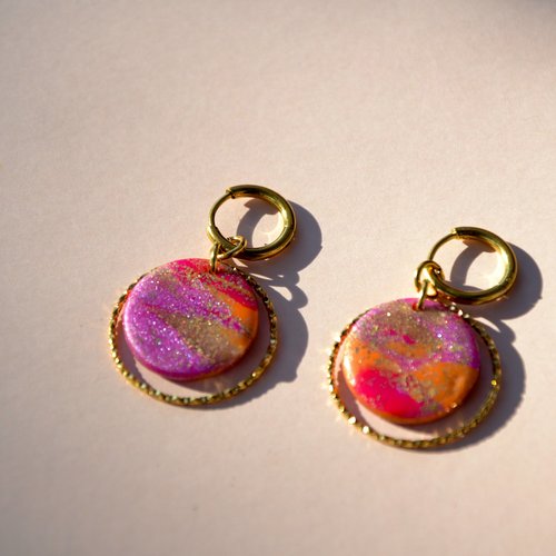 Les naya — boucles d’oreilles rose et orange inspirées des fleurs de vacances – créoles dorées fait main