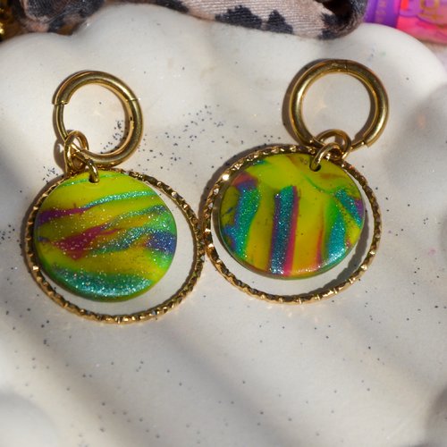Les naya - boucles d’oreilles vertes et multicolores – créoles lumineuses fait main