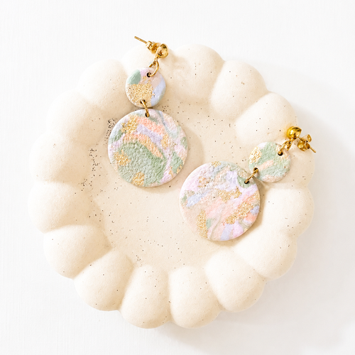 Boucles d’oreilles roses dorées légères - colette