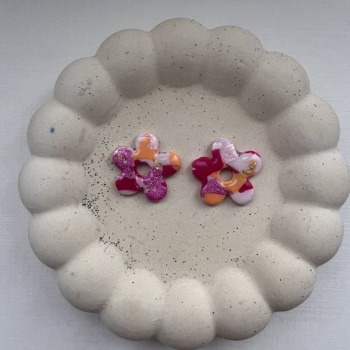 Pampille fleur irrégulière rose & or (vendue seule)