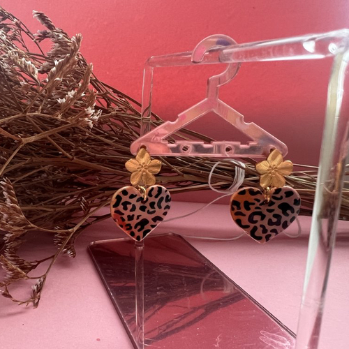 Boucles d'oreilles cœur léopard sur clou fleur