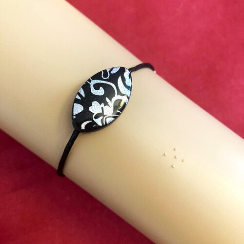 Bracelet réglable tendance coton noir délicat bijou homme ou femme