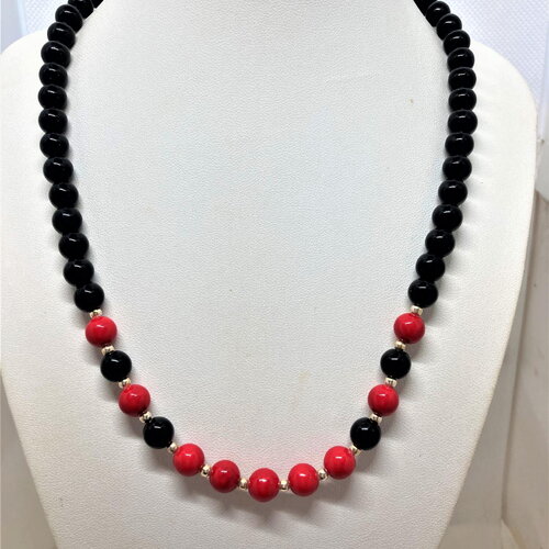 Collier corail rouge, onyx noir 47 cm, perles de 8mm bijoux femme