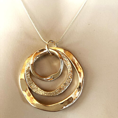Pendentif doré métal sur collier/sautoir chaîne 55/60 cm métal doré bijou femme