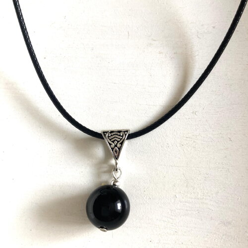 Pendentif onyx noir brillant pierre ronde 14mm sur collier cordon noir 45/50 cm bijou homme femme