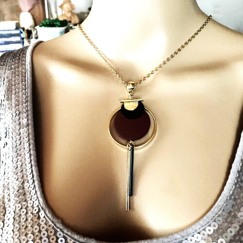 Pendentif métal doré et bordeaux sur collier/sautoir chaîne 55/60 cm dorée bijou femme