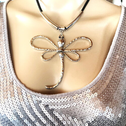 Pendentif libellule métal argenté moderne sur collier 41/46 cm cordon 3mm en coton noir bijou femme