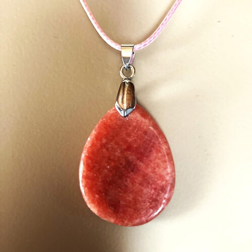 Pendentif pierre en agate rose sur collier cordon rose ou noir 45/50 cm bijou femme