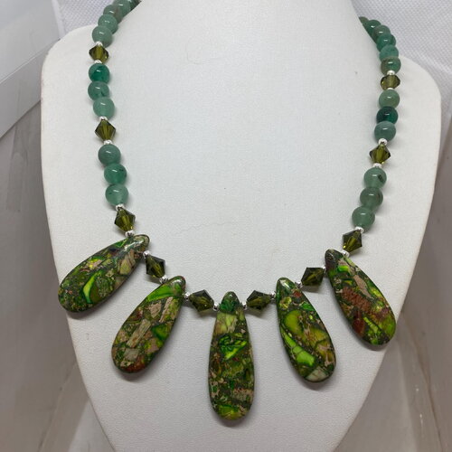 Collier agate veinée et jaspe superbe collier 48 cm avec grosses pierres plates à la base très original bijou femme.