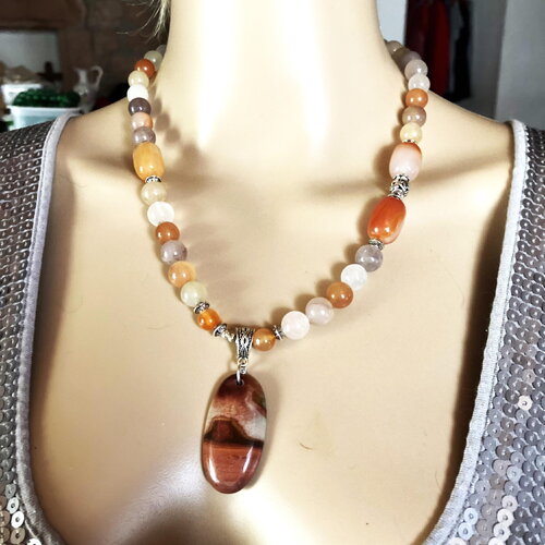 Collier agate 52 cm pendentif oval plat en agate bijou femme