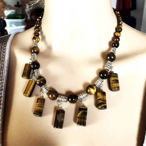 Collier oeil de tigre 48 cm avec 7 pendants, bijou femme.