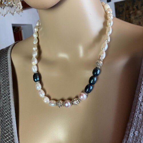 Collier perles de culture noires et blanches et rose baroques collier 50 cm bijou femme