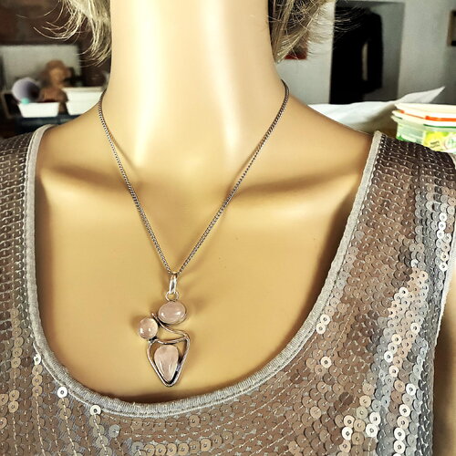 Pendentif argent quartz rose sur collier chaîne acier inoxydable argentée 45 cm bijou femme