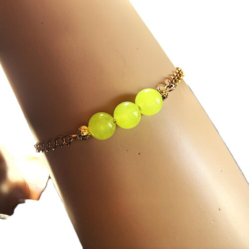 Bracelet réglable péridot perles de 8mm délicat chaîne dorée acier inoxydable bijou homme ou femme