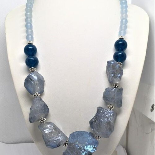 Aigue marine quartz brut bleuté irisé apatite collier 55cm, pierres fines véritables collier bijou femme