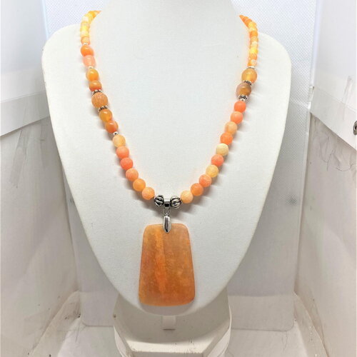 Collier pendentif en agate orange 46 cm, perles agate mat orange bijou femme