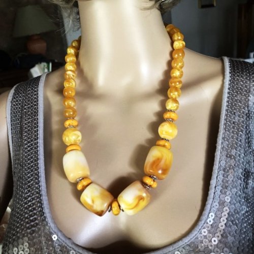 Collier ambre jaune miel superbe collier/sautoir 61 cm base très grosses perles 25/20mm et perles de 12mm bijou femme