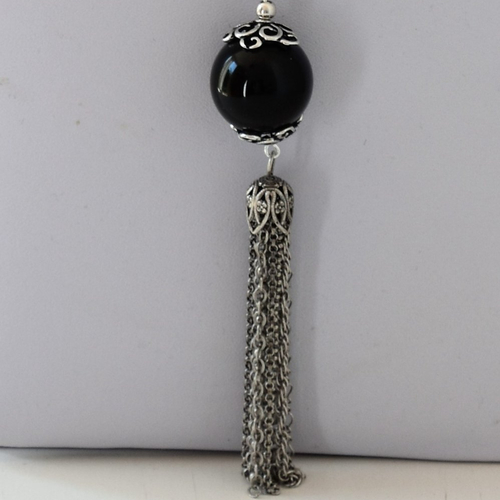 Sautoir perle d´agate noire et pompon en argent vieilli trés original