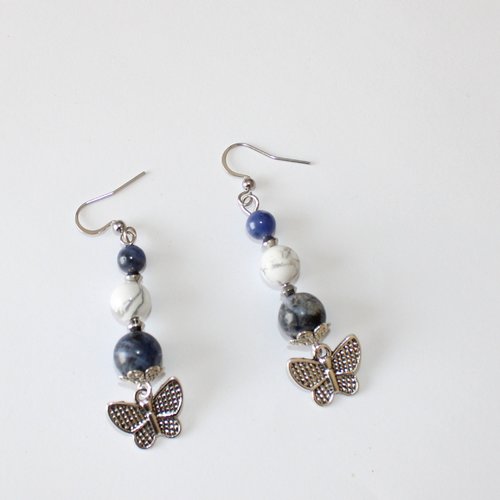 Boucle d'oreille en sodalite et howlite