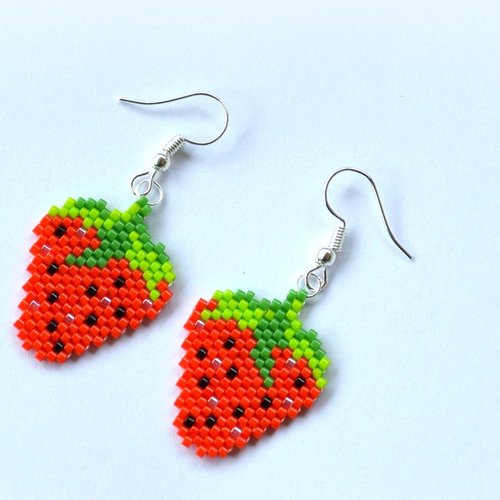 Boucle d'oreilles en forme de fraise (miyuki)