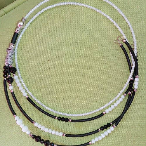 Collier, agate sans fermeture