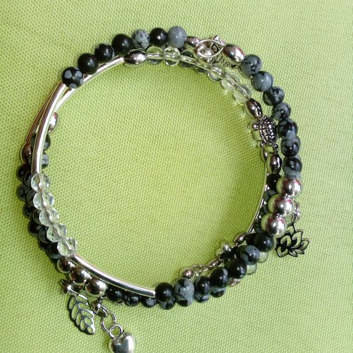 Bracelet sur le fil métalique,crystal de roche et obsidienne, 4mm