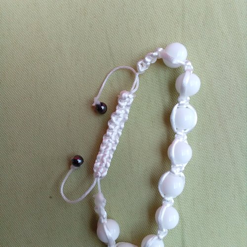 Bracelet schamballa,réglable, agate blanche,8mm