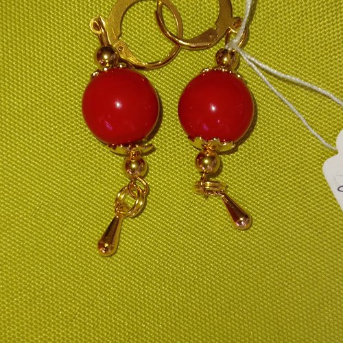 Boucles d'oreilles avec corail