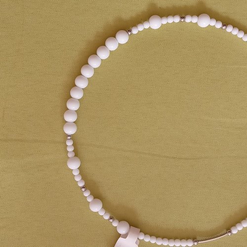 Collier avec agate blanche