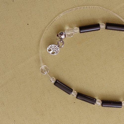 Bracelet shorl