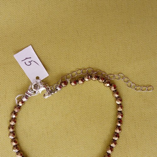 Bracelet sur le fil de pêche, pyrite