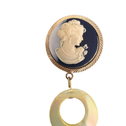 Broche camée madame de pompaour porte lunettes