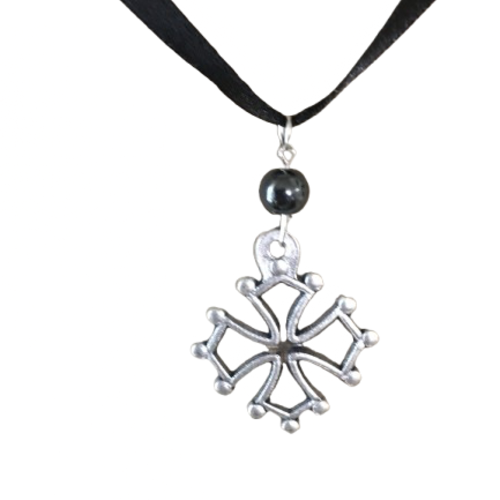 Pendentif croix occitane et hématite