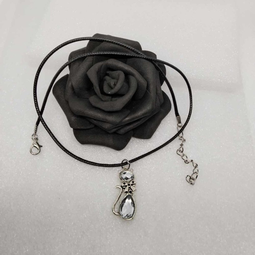 Collier pour enfants, chat blanc
