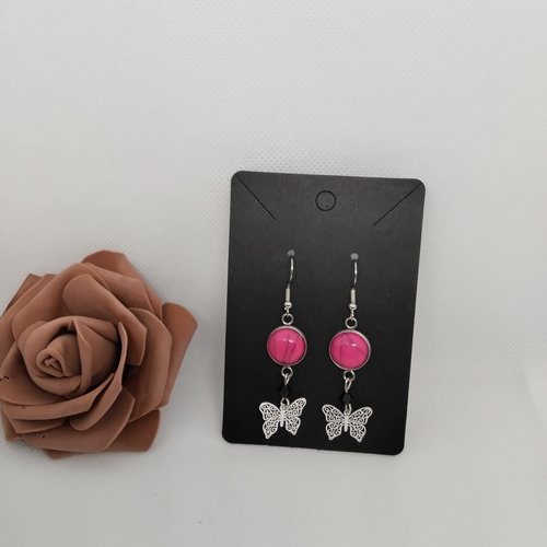 Boucles d'oreilles ,papillon et cabochon résine