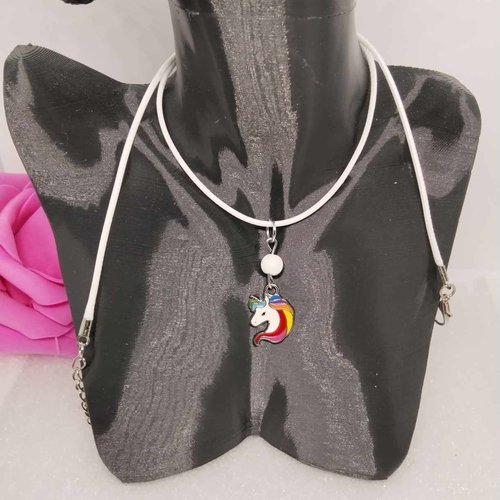 Collier licorne