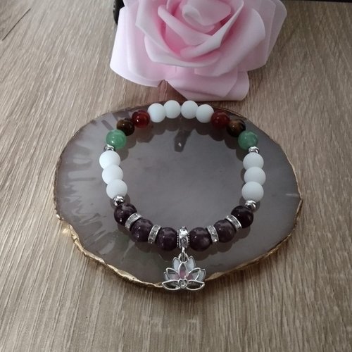 Bracelet perles naturelles, fleur de lotus