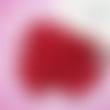 Perle en bois rondelle rouge de 10x5mm trou de 2mm par lot de 40
