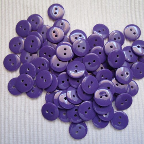 10 boutons de 12.7mm violet résine à 2 trous