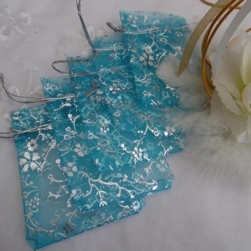 Lot de 10 ballotins 10x7.5cm sachets bleu turquoise et fleurs argentées organza pour dragées