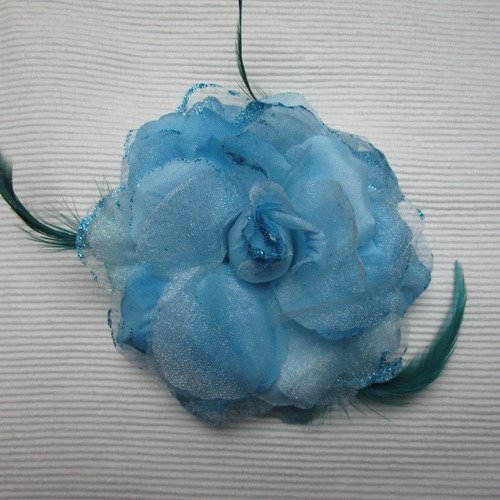 1 grosse fleur bleu 13 à 18cm plumes organza paillette